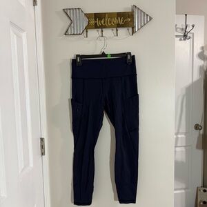 Athleta Navy Blue Leggings with Pockets Size Small with 25” inseam